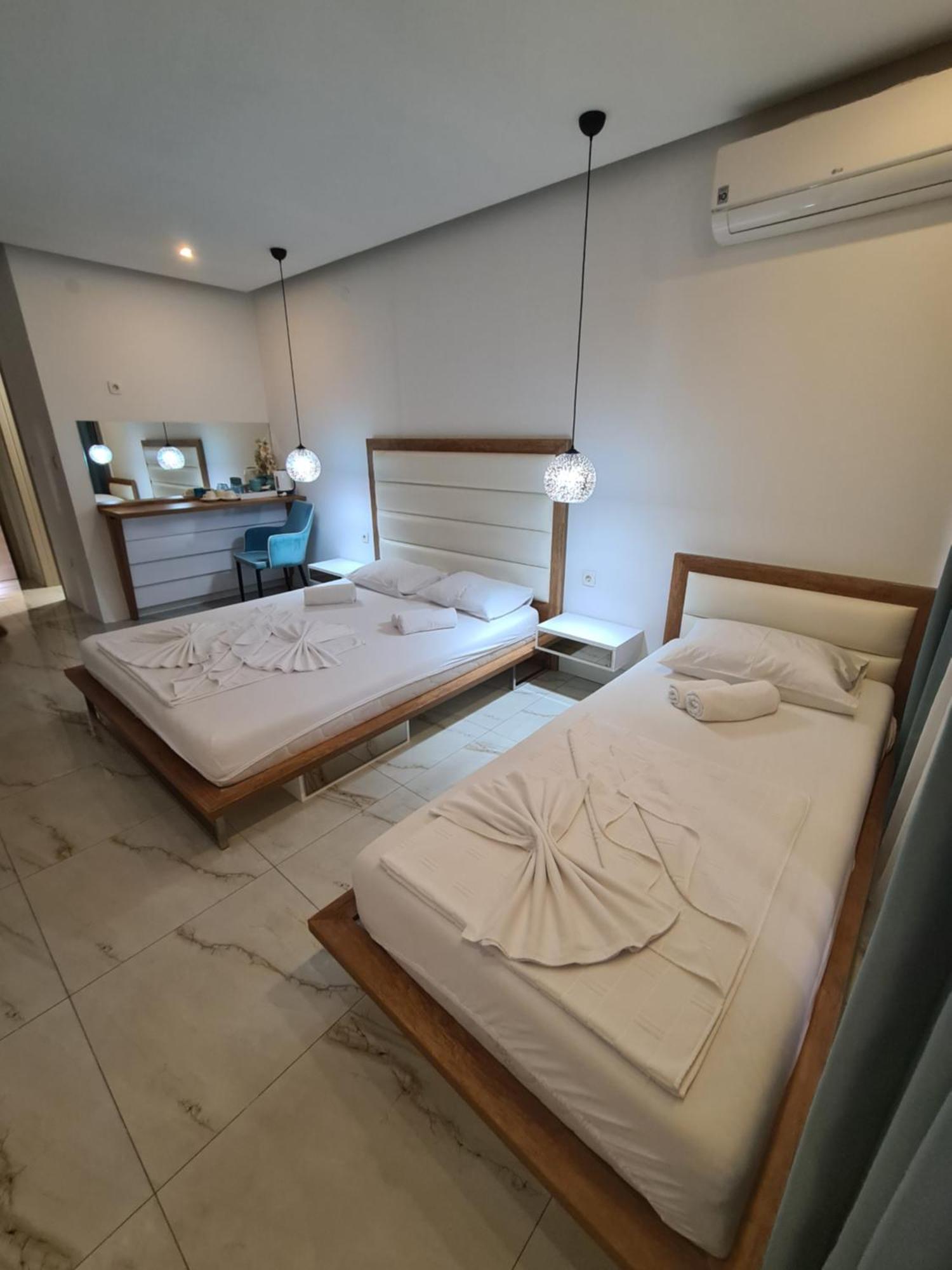 Aura Time Apartments Rafailovici Luaran gambar
