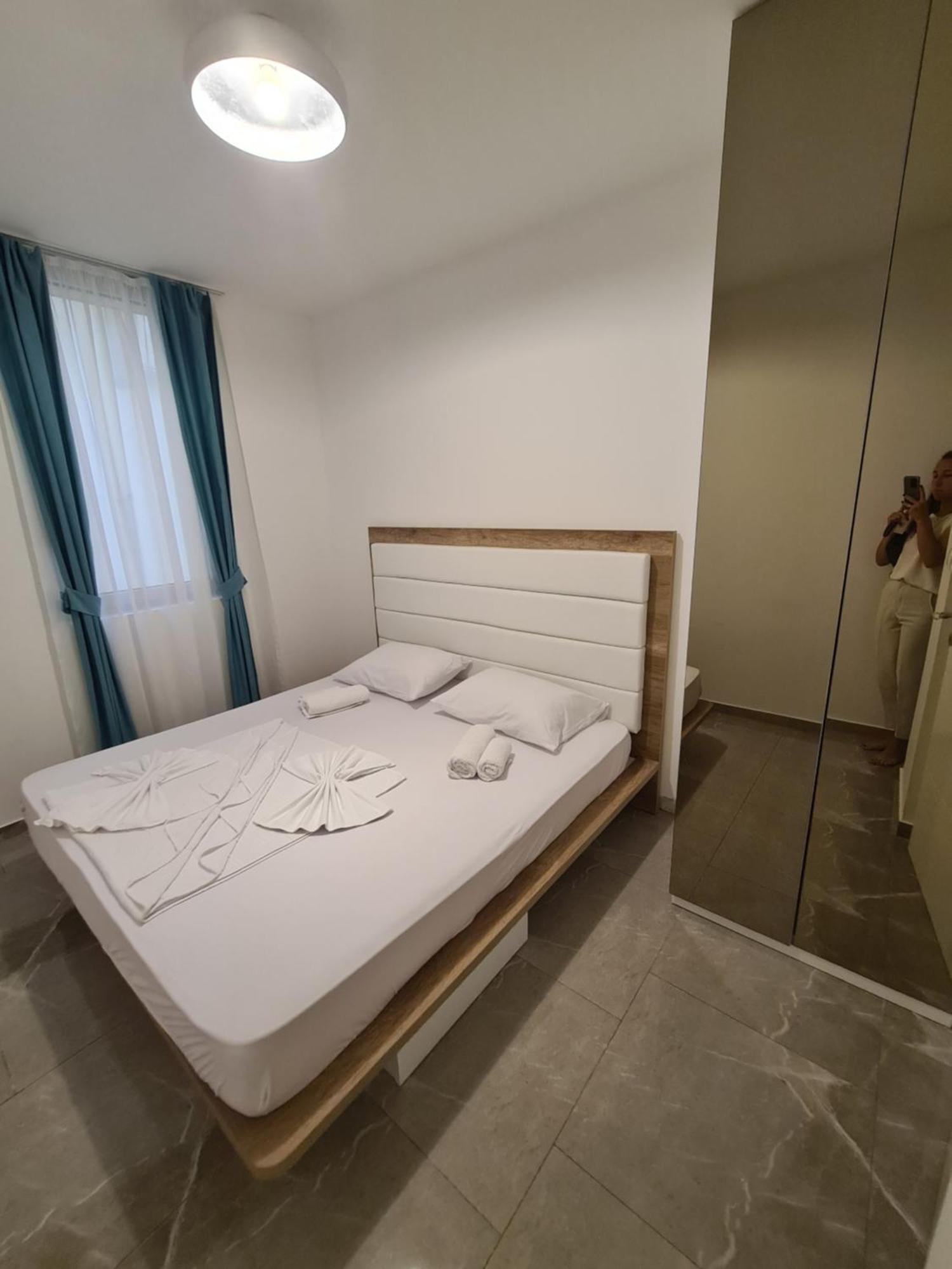 Aura Time Apartments Rafailovici Luaran gambar